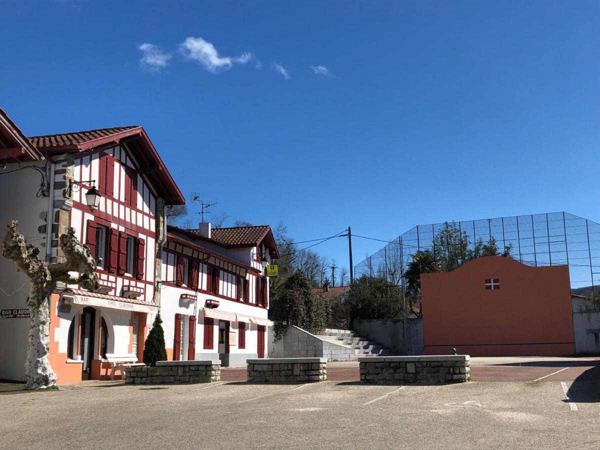 Hôtel Ursula Cambo-les-Bains Exterior foto